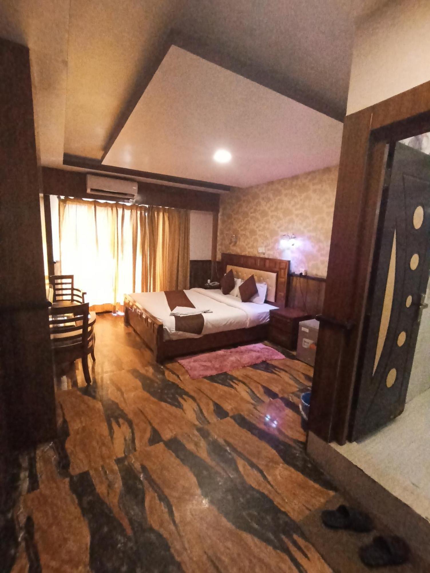 Hotel Prakash International Hetauda Habitación foto